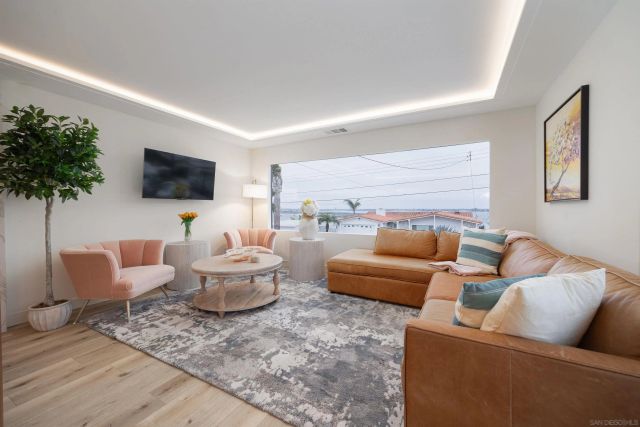 3011 Lloyd St, San Diego, CA 92117