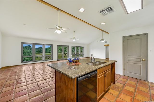 104 Sendero Arbolado, Wimberley, TX 78676