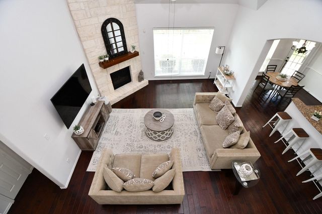 25618 Canyon Crossing Drive, Richmond, TX 77406