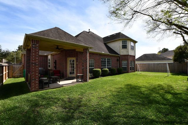 25618 Canyon Crossing Drive, Richmond, TX 77406
