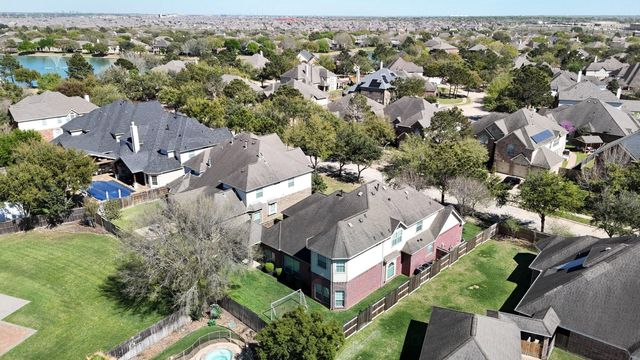 25618 Canyon Crossing Drive, Richmond, TX 77406