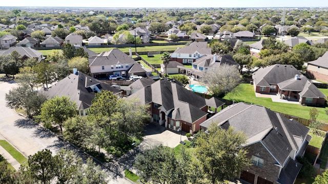 25618 Canyon Crossing Drive, Richmond, TX 77406