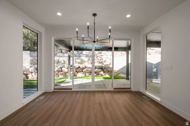 5619 S FOX CHASE DR, South Ogden, UT 84403