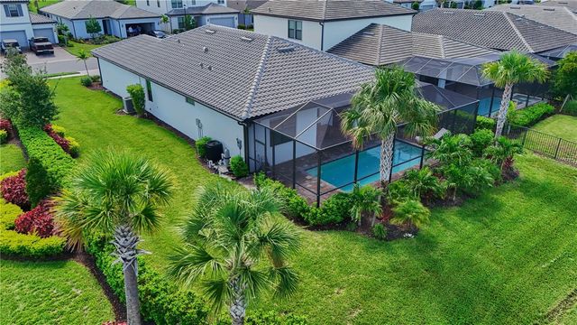 818 PINTAIL COVE, Bradenton, FL 34212