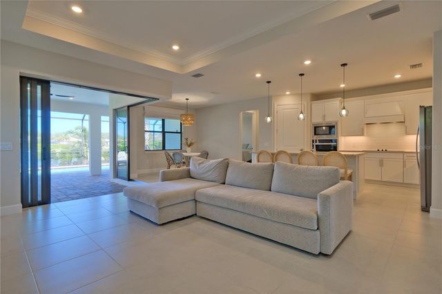 818 PINTAIL COVE, Bradenton, FL 34212