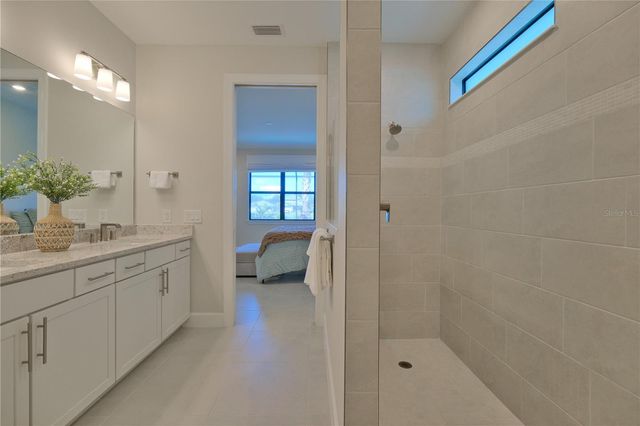 818 PINTAIL COVE, Bradenton, FL 34212