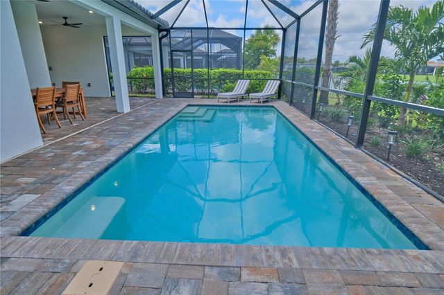 818 PINTAIL COVE, Bradenton, FL 34212