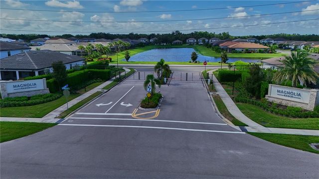 818 PINTAIL COVE, Bradenton, FL 34212