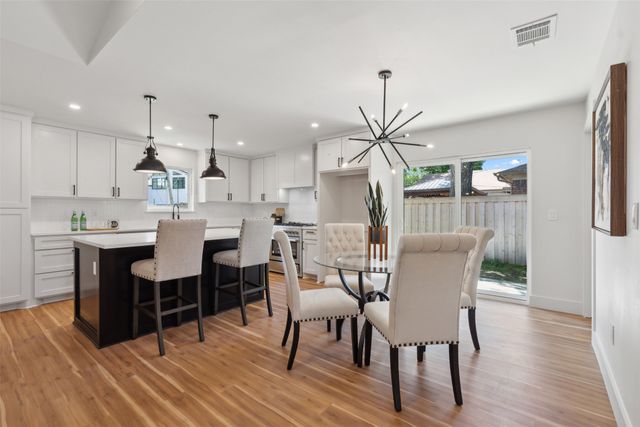 9905 Glenrio Lane, Dallas, TX 75220