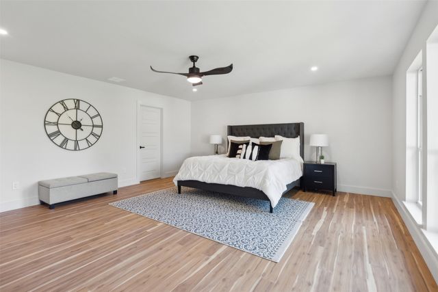 9905 Glenrio Lane, Dallas, TX 75220