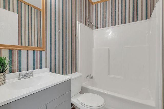 421 Hobbs Ave, Lebanon, TN 37087