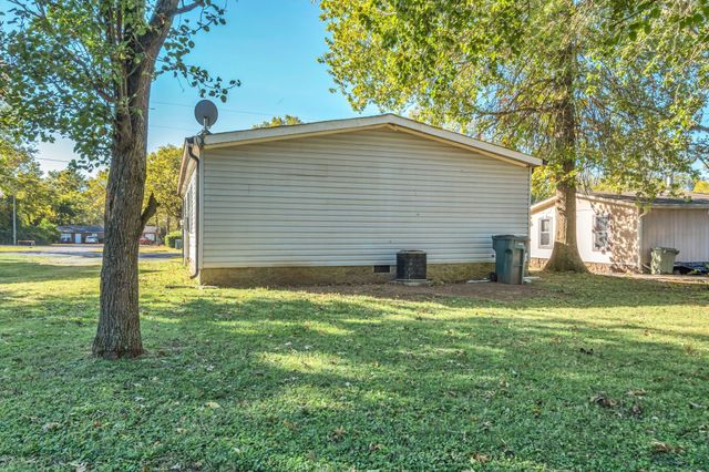 421 Hobbs Ave, Lebanon, TN 37087