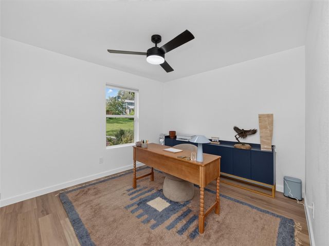2102 Lear LN, Austin, TX 78745
