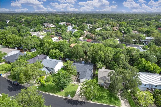 2102 Lear LN, Austin, TX 78745