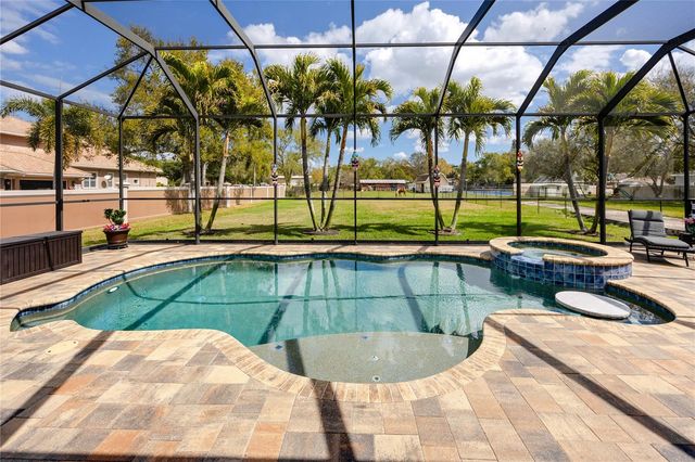 11155 131ST STREET, Largo, FL 33774