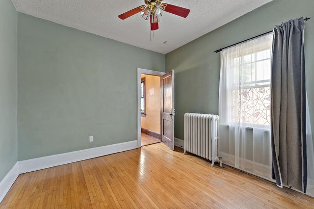 3011 17th Avenue S, Minneapolis, MN 55407