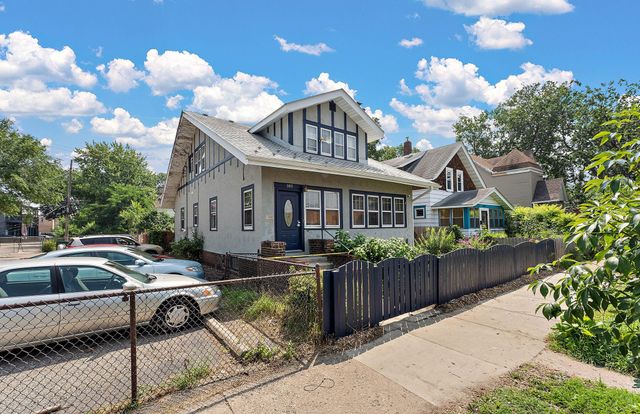 3011 17th Avenue S, Minneapolis, MN 55407