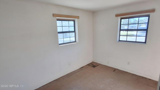 7619 WYCOMBE Drive N, Jacksonville, FL 32277