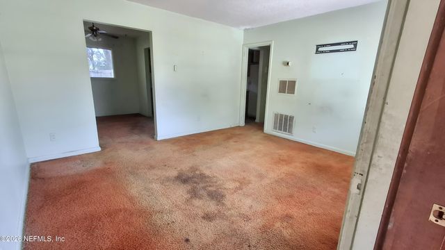 7619 WYCOMBE Drive N, Jacksonville, FL 32277