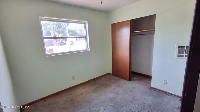 7619 WYCOMBE Drive N, Jacksonville, FL 32277