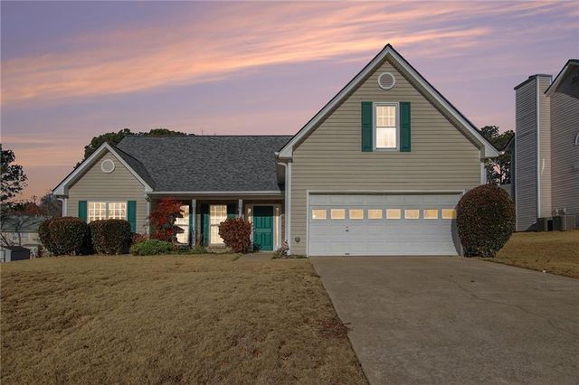 1896 Alcovy Trace Way, Lawrenceville, GA 30045