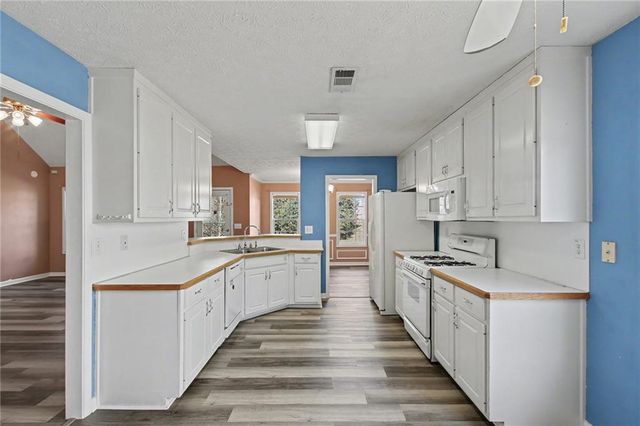 1896 Alcovy Trace Way, Lawrenceville, GA 30045