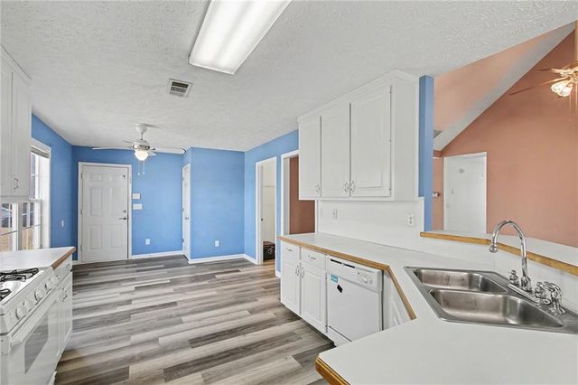 1896 Alcovy Trace Way, Lawrenceville, GA 30045