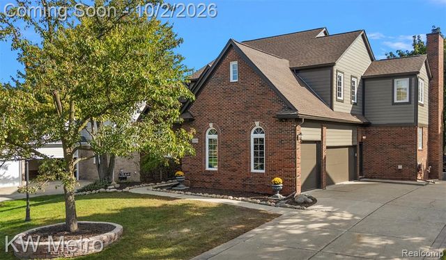 3379 Seminole Court, Rochester Hills, MI 48309