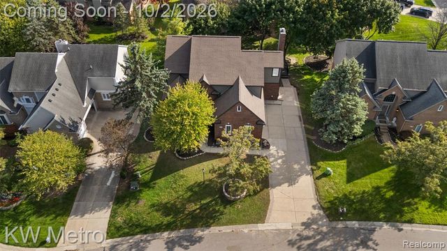 3379 Seminole Court, Rochester Hills, MI 48309