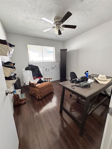 16607 Barcelona Drive, Friendswood, TX 77546