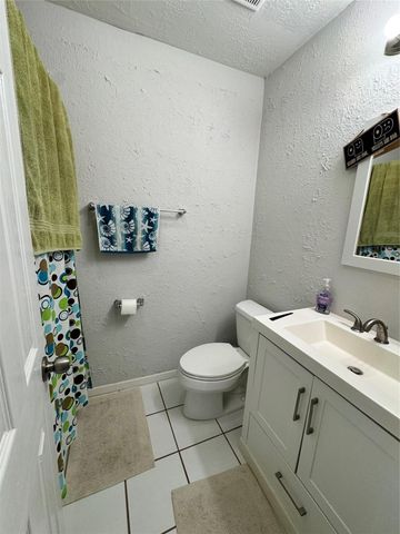 16607 Barcelona Drive, Friendswood, TX 77546