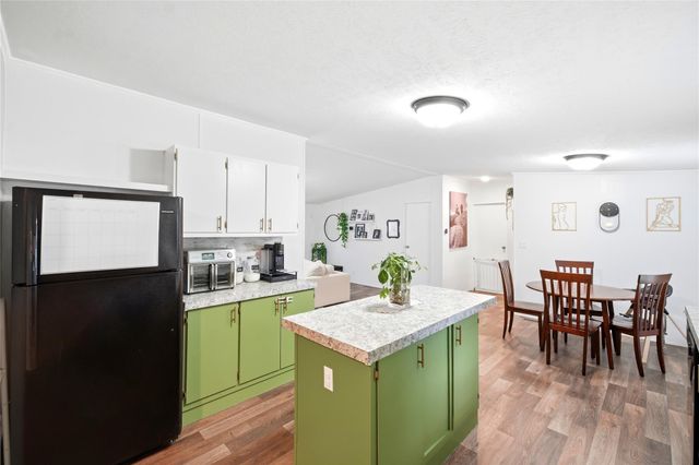 109 County Road 3793, Cleveland, TX 77328