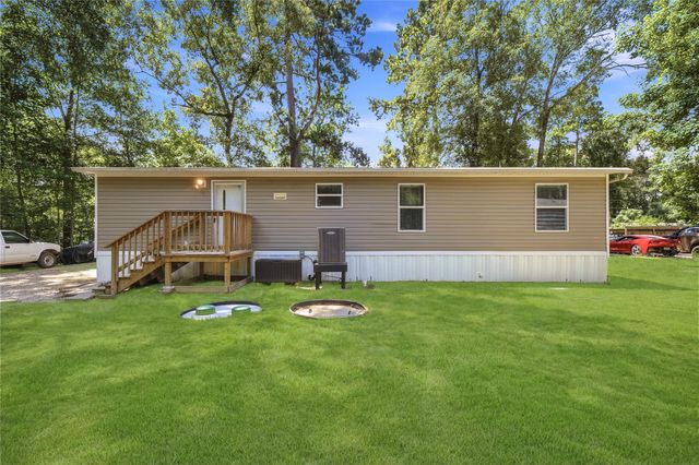 109 County Road 3793, Cleveland, TX 77328