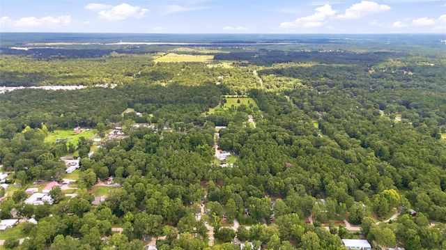 109 County Road 3793, Cleveland, TX 77328