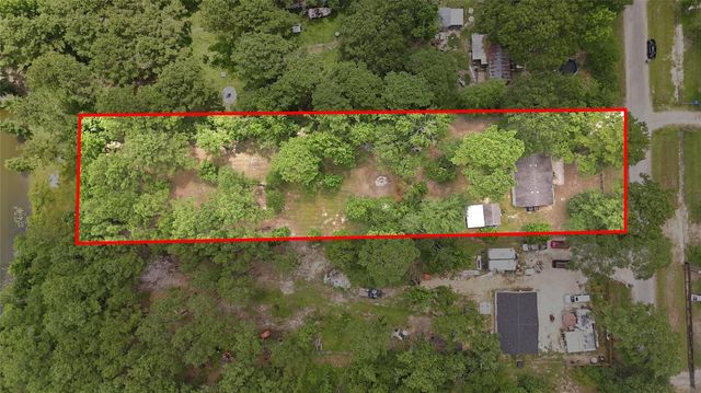109 County Road 3793, Cleveland, TX 77328