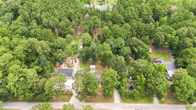 109 County Road 3793, Cleveland, TX 77328