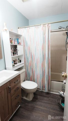 402 Holly Drive, Perth Amboy, NJ 08861