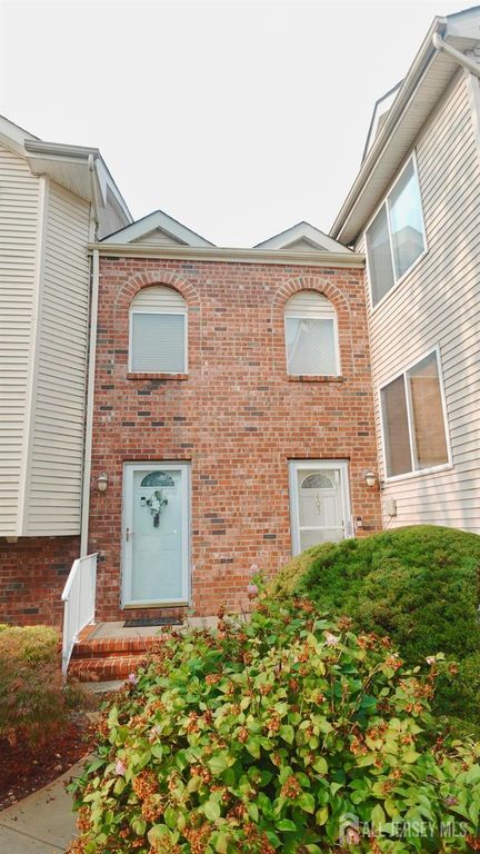 402 Holly Drive, Perth Amboy, NJ 08861