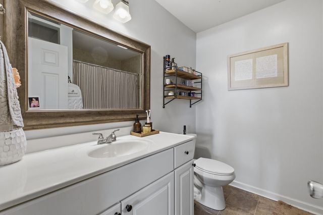 154 Two Valley Rd, Hendersonville, TN 37075