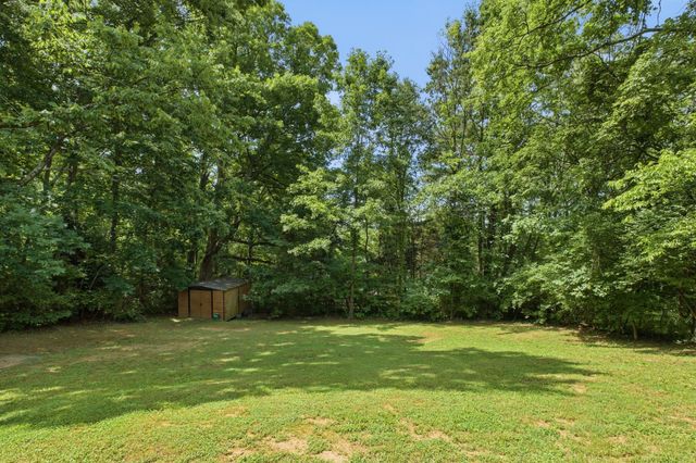 154 Two Valley Rd, Hendersonville, TN 37075