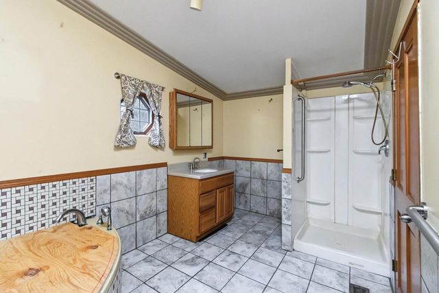 5688 S Bird Street, Sun Prairie, WI 53590