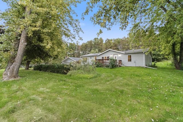 5688 S Bird Street, Sun Prairie, WI 53590