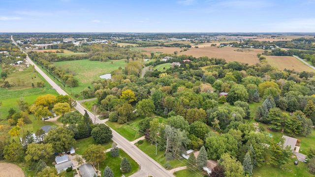 5688 S Bird Street, Sun Prairie, WI 53590