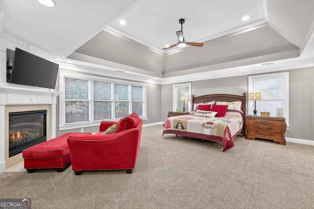 8023 Sleepy Lagoon Way, Flowery Branch, GA 30542