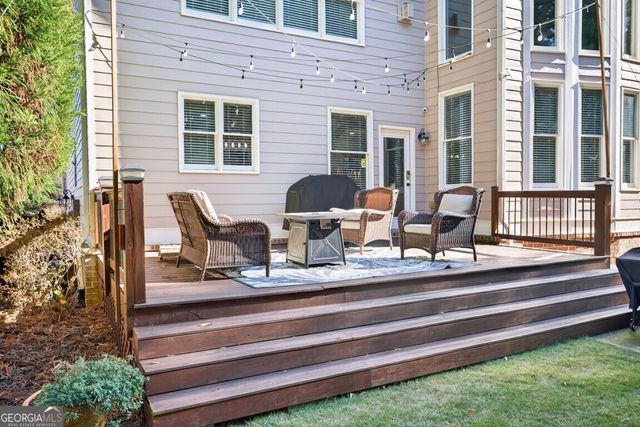 8023 Sleepy Lagoon Way, Flowery Branch, GA 30542