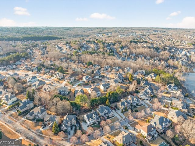 8023 Sleepy Lagoon Way, Flowery Branch, GA 30542