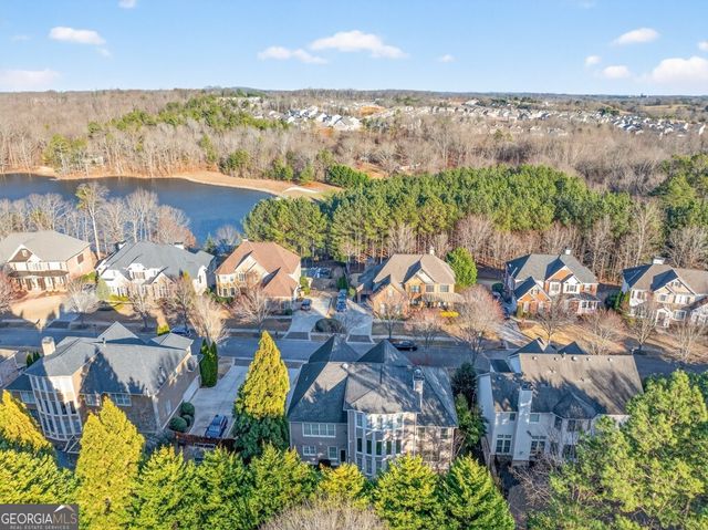8023 Sleepy Lagoon Way, Flowery Branch, GA 30542