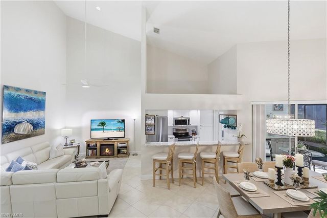 4870 W Boulevard CT 21, Naples, FL 34103