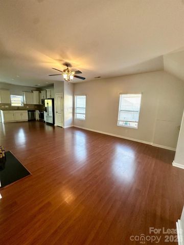 13823 Porter Creek Road, Charlotte, NC 28262