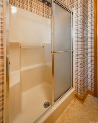 285 Cherrywood Drive, Cabot, AR 72023